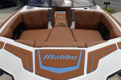 2024 Malibu Wakesetter 24 MXZ