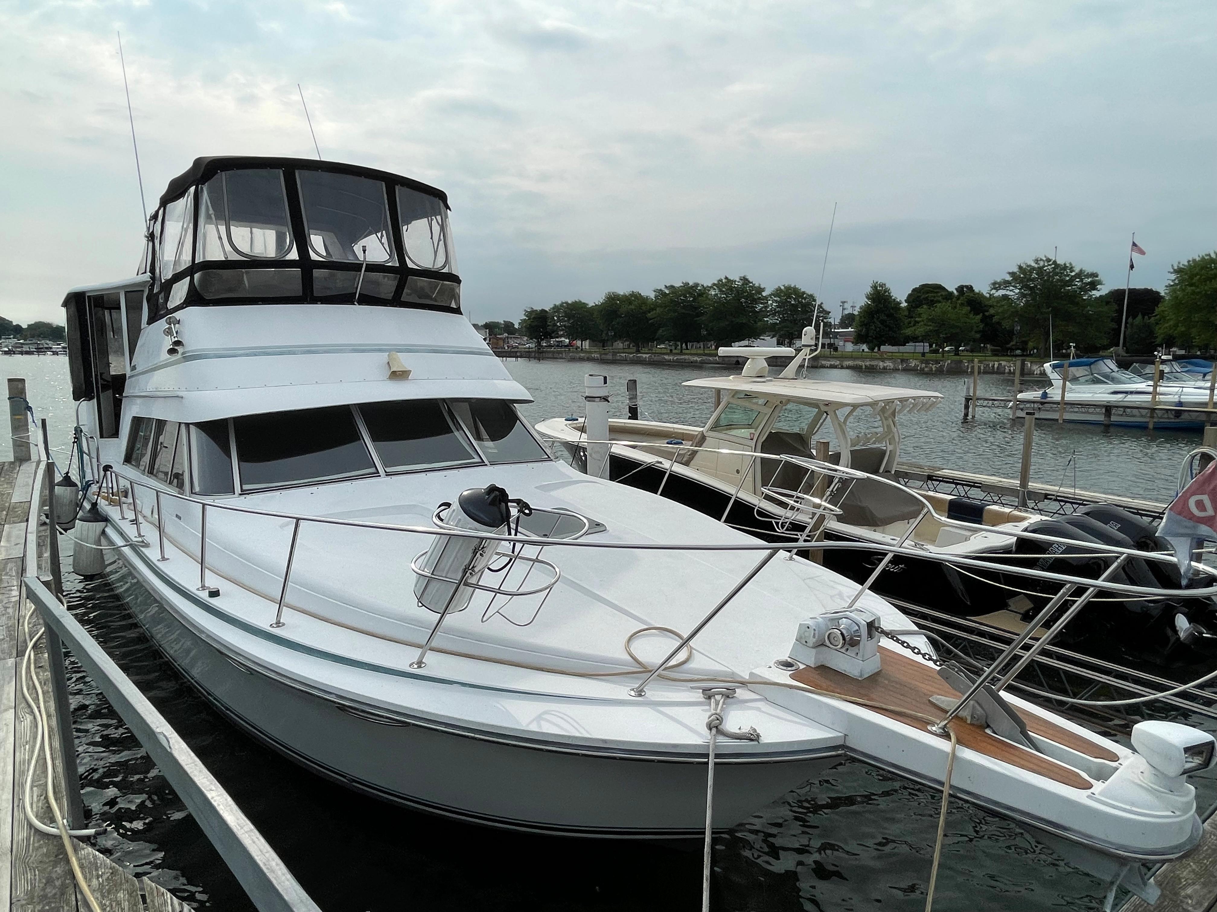 1989 trojan 12 meter motor yacht