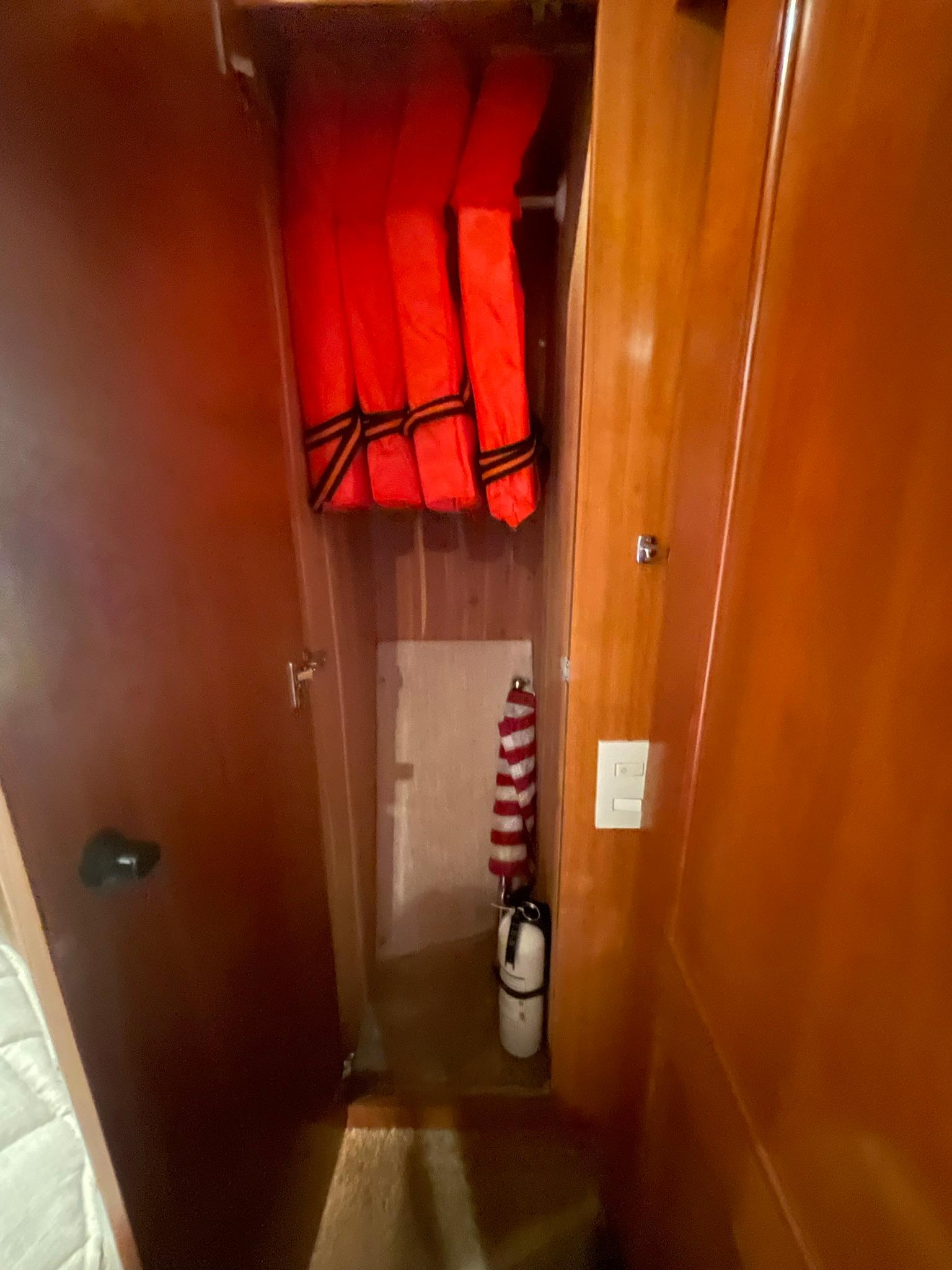 VIP/GUEST STATEROOM CEDAR LINED HANGING CLOSET TO STBD.