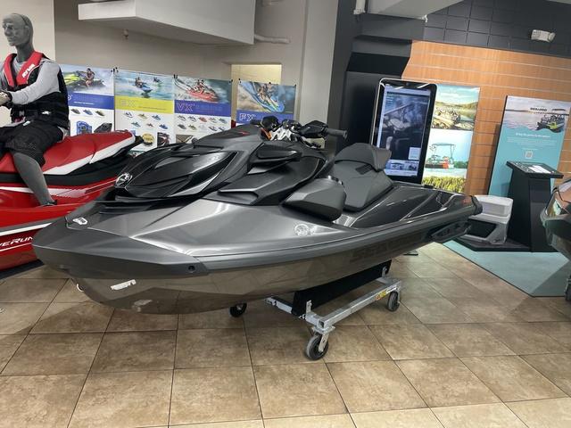 Triple 2024 black waverunner