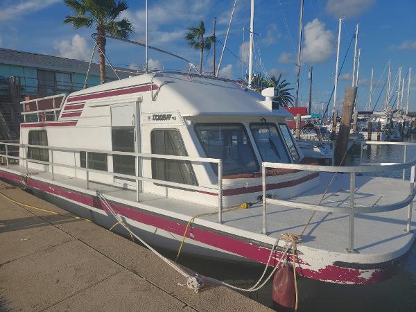 Used 1999 Gibson Houseboat 37 78362 Ingleside On The Bay Boat Trader