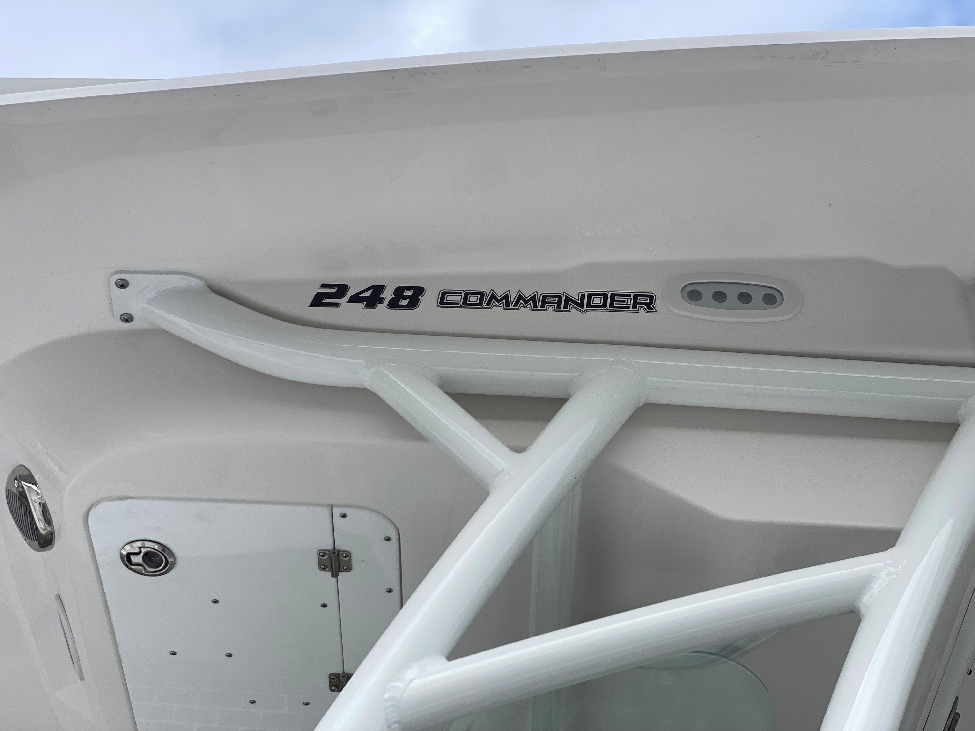 2023 Sea Fox 248 Commander