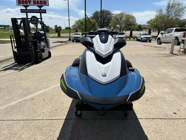 2024 Yamaha WaveRunner VX Cruiser® with Audio