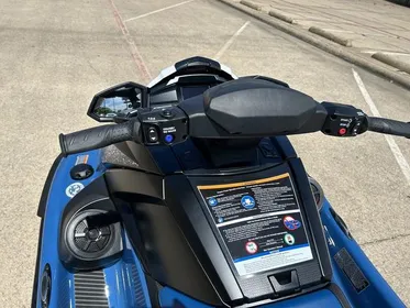 2024 Yamaha WaveRunner VX Cruiser® with Audio