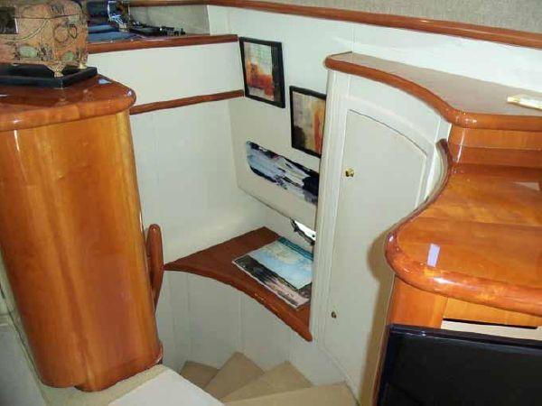 2004 Neptunus Flybridge Motor Yacht
