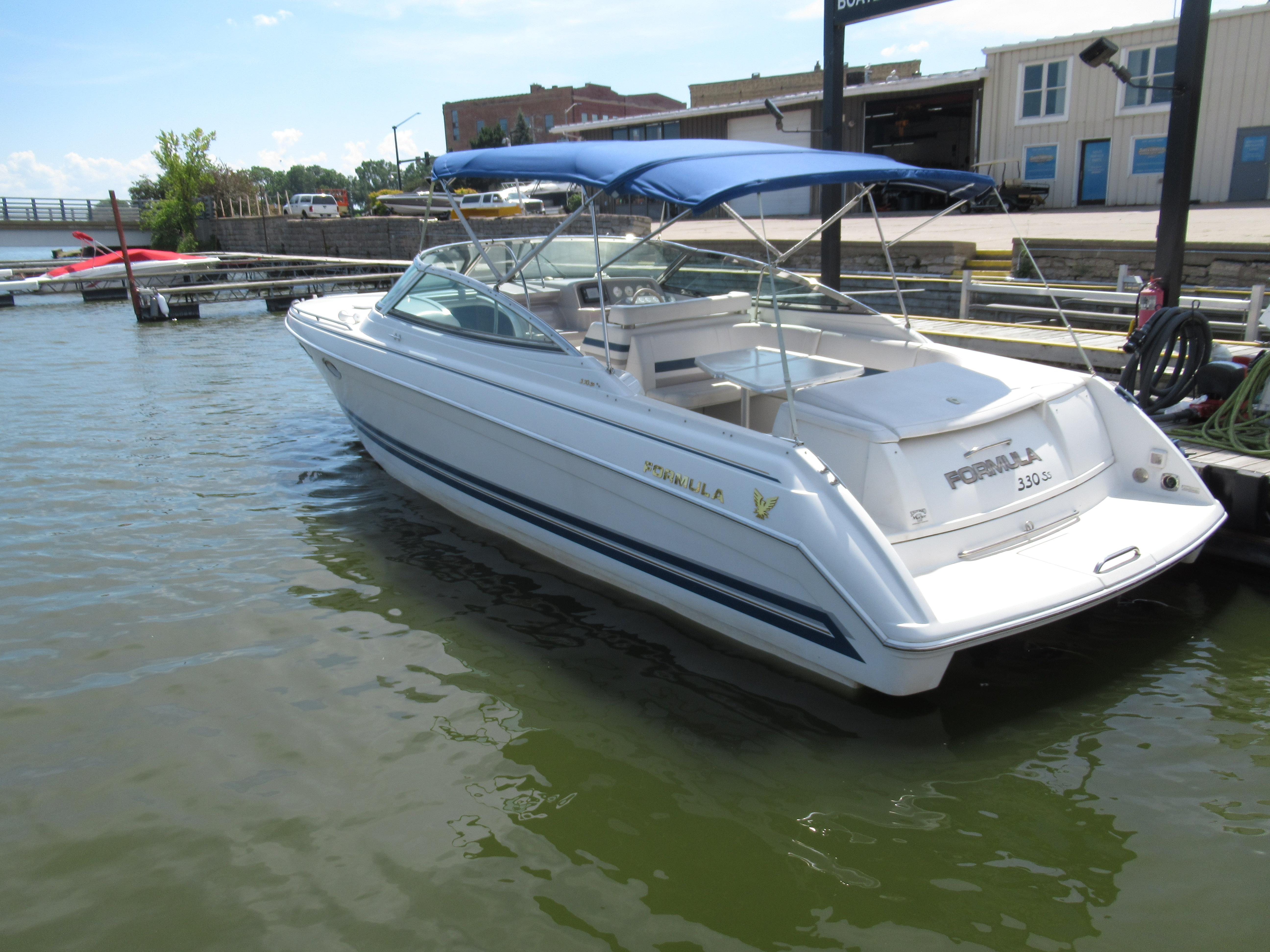 bat vector v 280 power boat boat