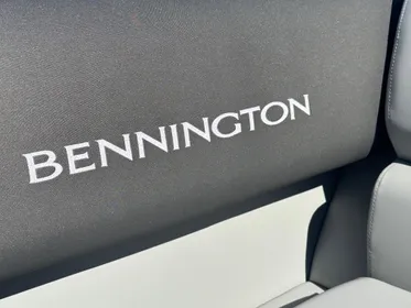 2024 Bennington 22 SVSB Swing Back (In Stock)