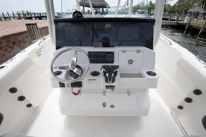 2023 Sailfish 242 CC