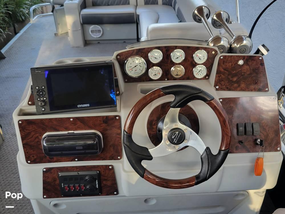 1997 Sun Tracker Party Barge 27 Commander for sale in Phoenix, AZ
