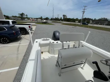 2008 Sailfish 218 CC