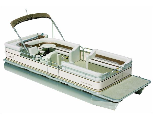 Manufacturer Provided Image: 2006 model shown with Privacy Station deck option.
