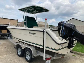 1998 Pursuit 2270 Center Console