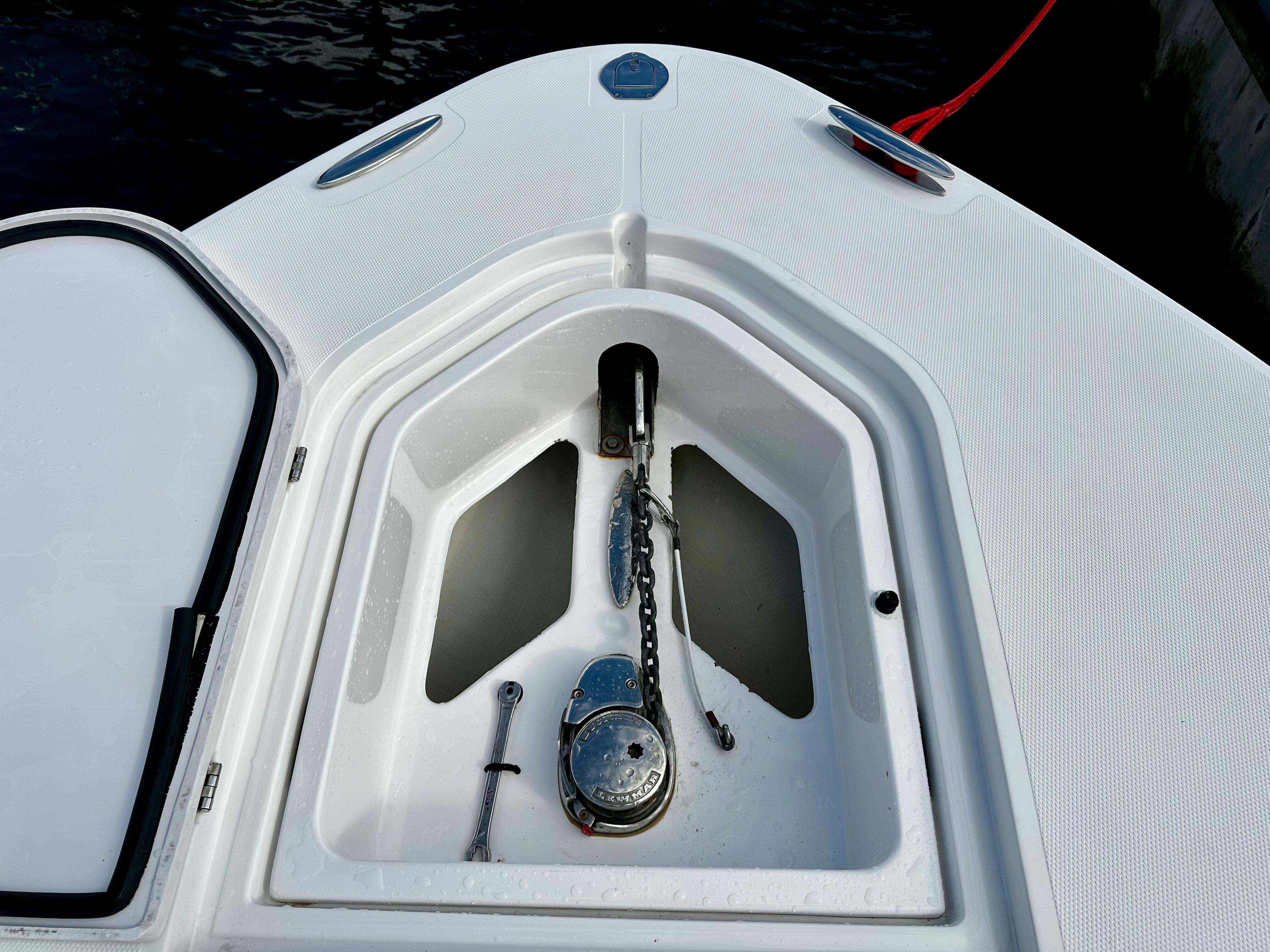 anchor compartment 