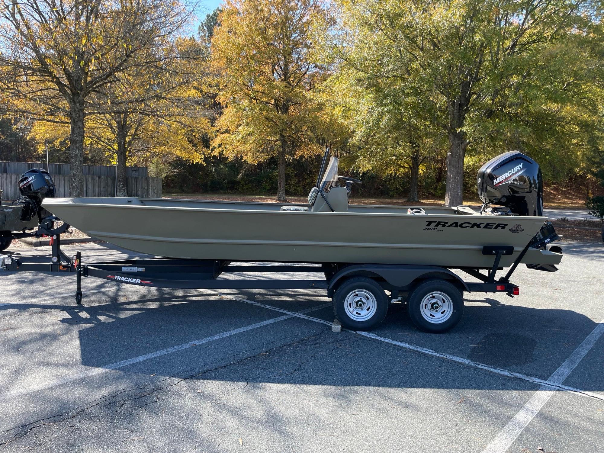 New 2024 Tracker Grizzly 2072 CC, 28027 Concord - Boat Trader