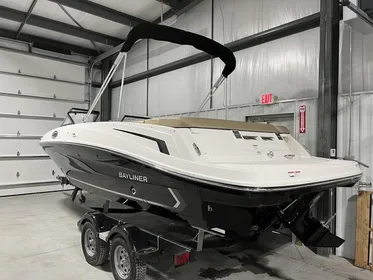 2024 Bayliner VR6 Bowrider