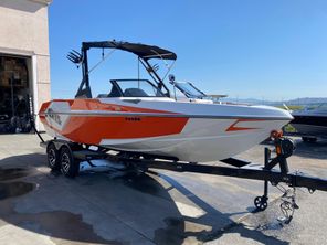 2021 Axis T22