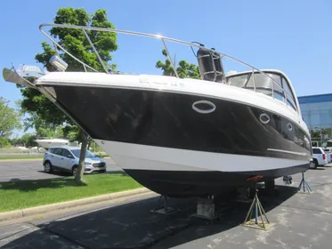 2009 Chaparral 370 Signature