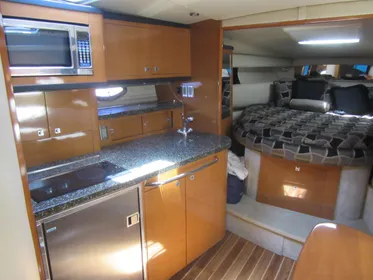 2009 Chaparral 370 Signature