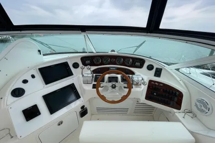 2001 Sea Ray 540 Cockpit Motor Yacht