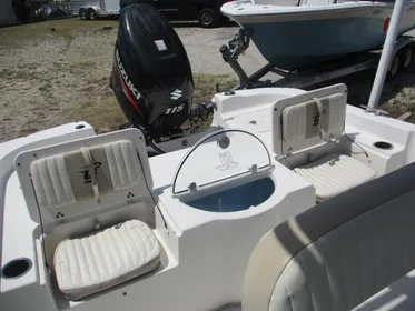 2017 Carolina Skiff 218 DLV