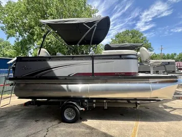 2023 Qwest Pontoons 818 E-Class XRE Fish LT