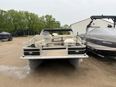 2015 Misty Harbor Boats 205CFR 40HP