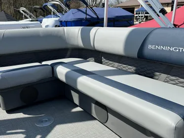 2024 Bennington 188 SS Family Fish Pontoon (In Stock)