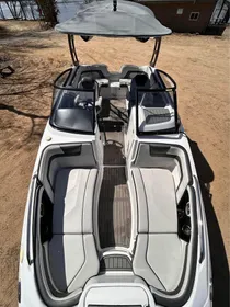 2019 Yamaha Boats AR240