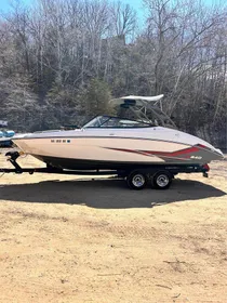 2019 Yamaha Boats AR240