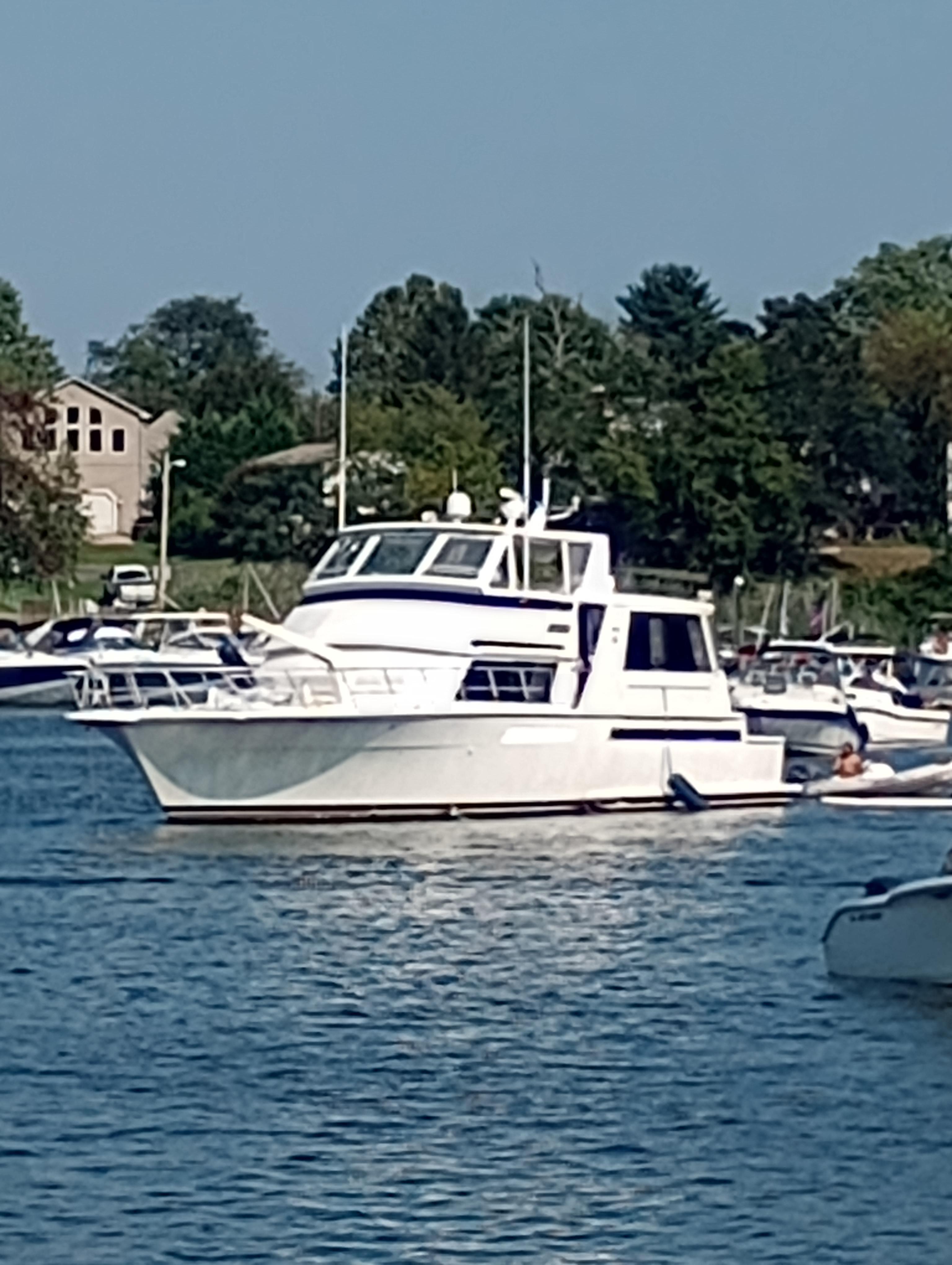 1996 Viking 60 Sport Yacht