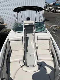 2019-CROWNLINE-E255-XS