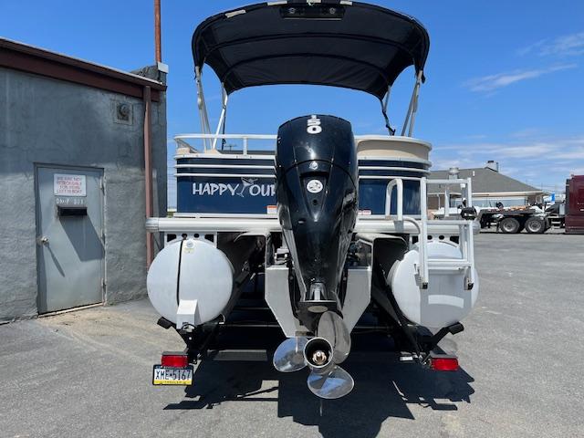 2020 Sun Tracker Party Barge 22 RF XP3