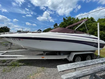 2000 Crownline 225 BR