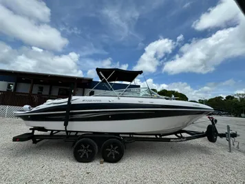 2009 Four Winns 260 Horizon