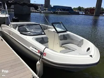 2023 Bayliner VR6