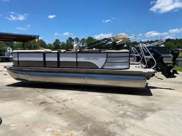 2024 Bentley Pontoons Legacy 220 Navigator