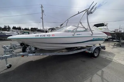 1997 Wellcraft 18 Excell Bow Rider