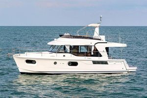 2023 Beneteau Swift Trawler 41 Fly