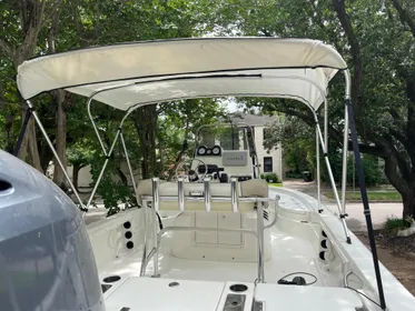 2016 NauticStar 2200S