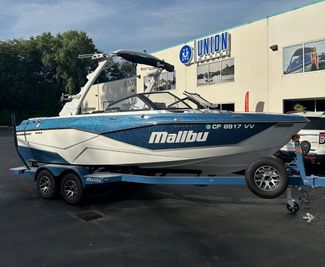 2023 Malibu 22 LSV WAKESETTER TB