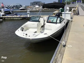 2022 Sea Ray SPX 210 OB