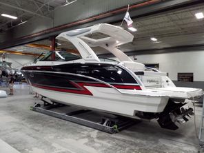 2019 Formula 330 Crossover Bowrider