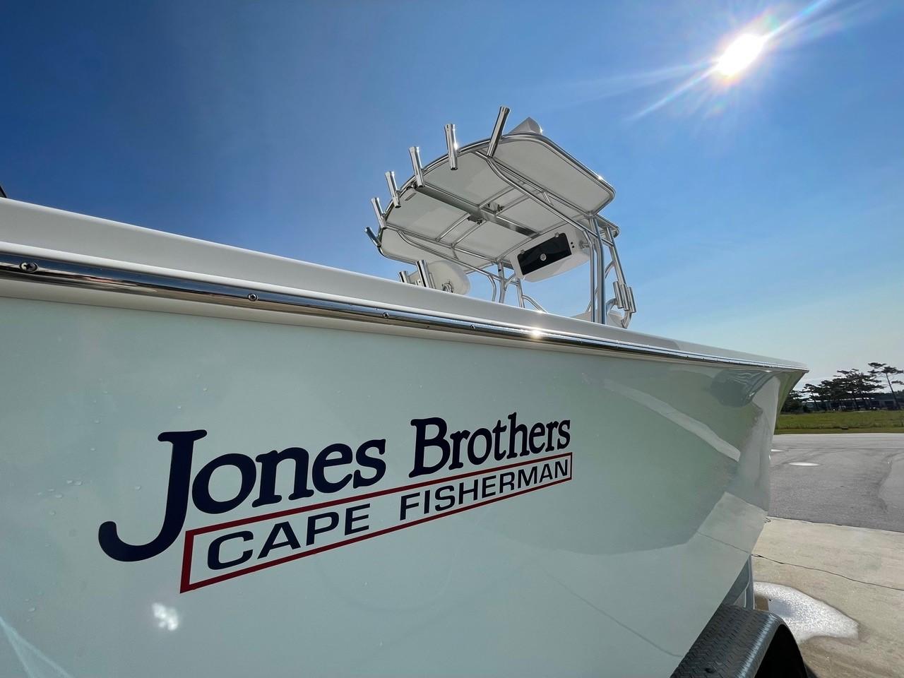 2025 Jones Brothers 26 Cape Fisherman