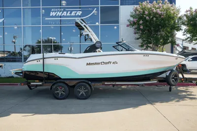 2023 MasterCraft NXT23