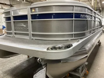 2023 Bennington 20 L STERN FISHING 20 LS