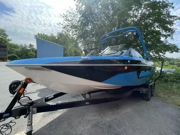 2023 Malibu Wakesetter Lsv 23