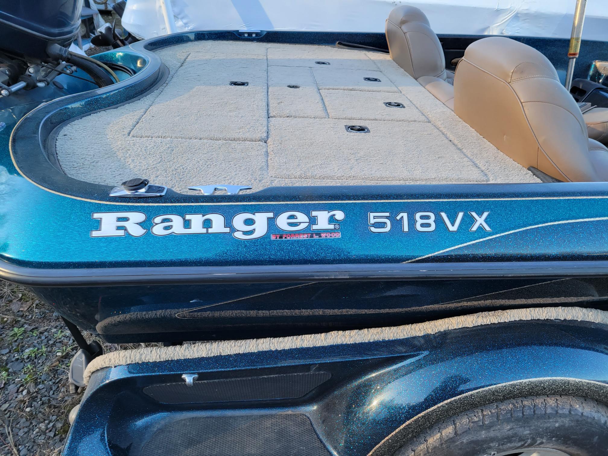 2000 Ranger 518 Comanche Svx