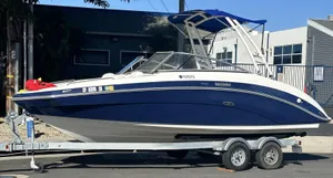 2011 Yamaha Boats 242 Limited