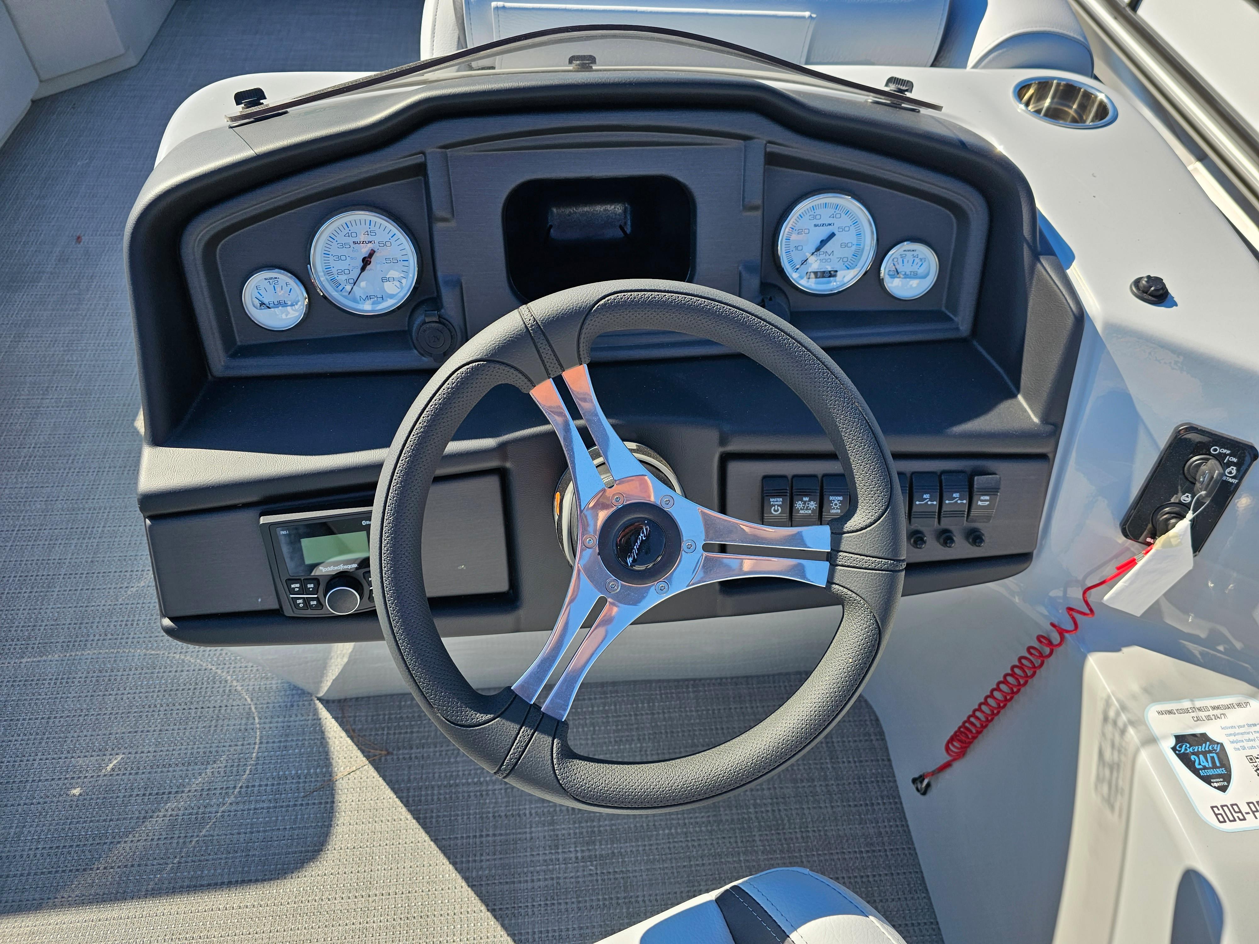 2024 Bentley Legacy 223 Navigator Tritoon (Sport 3)