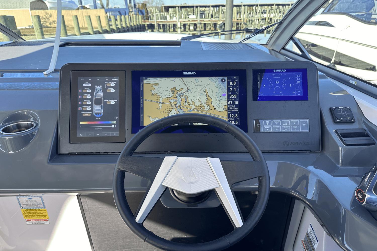 2024 Aviara AV36 Outboard